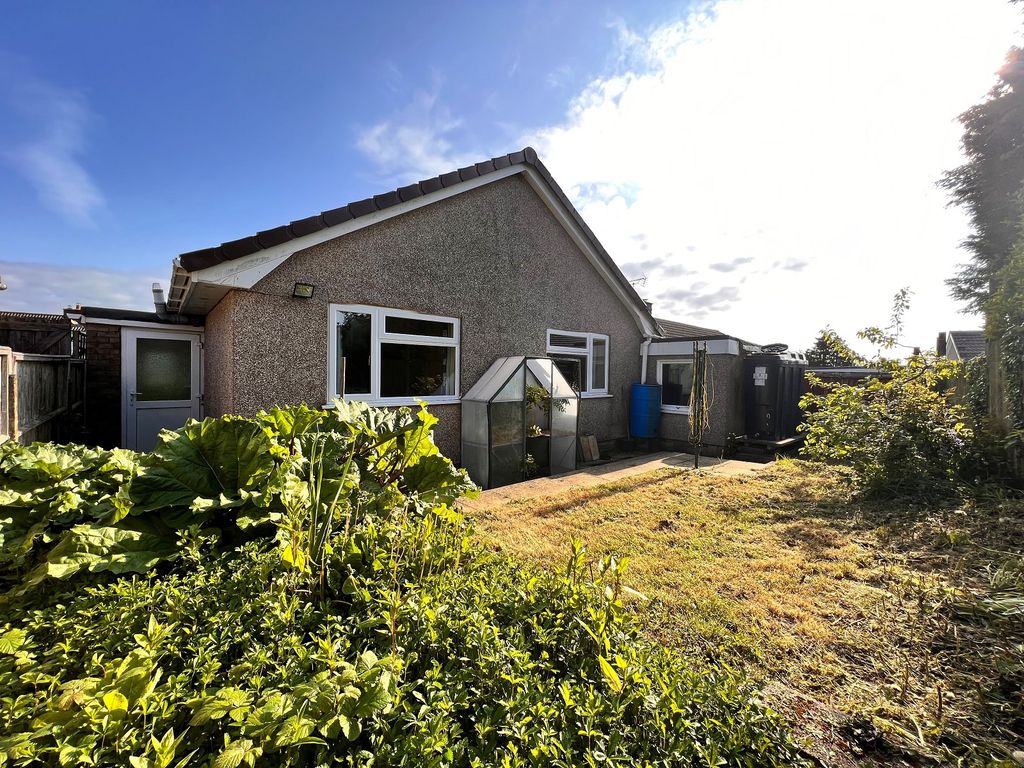 3 bed detached bungalow for sale in Castle Crescent, St. Briavels, Lydney, Gloucestershire. GL15, £260,000