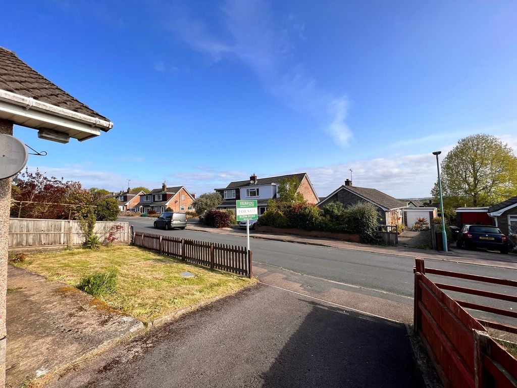 3 bed detached bungalow for sale in Castle Crescent, St. Briavels, Lydney, Gloucestershire. GL15, £260,000