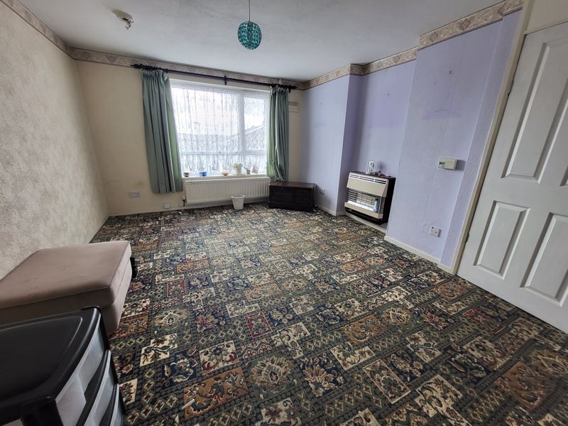 1 bed flat for sale in Red House Farm Estate, Bedlington NE22, £39,950