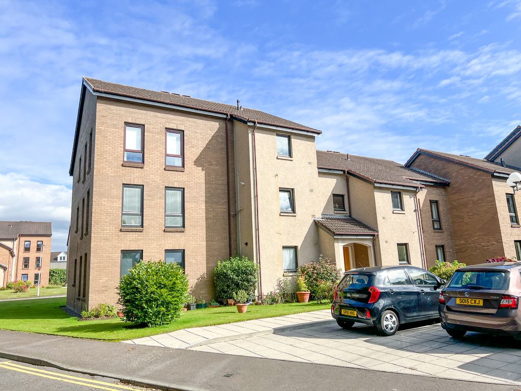 2 bed flat for sale in Abbots Mill, Kirkcaldy KY2, £150,000