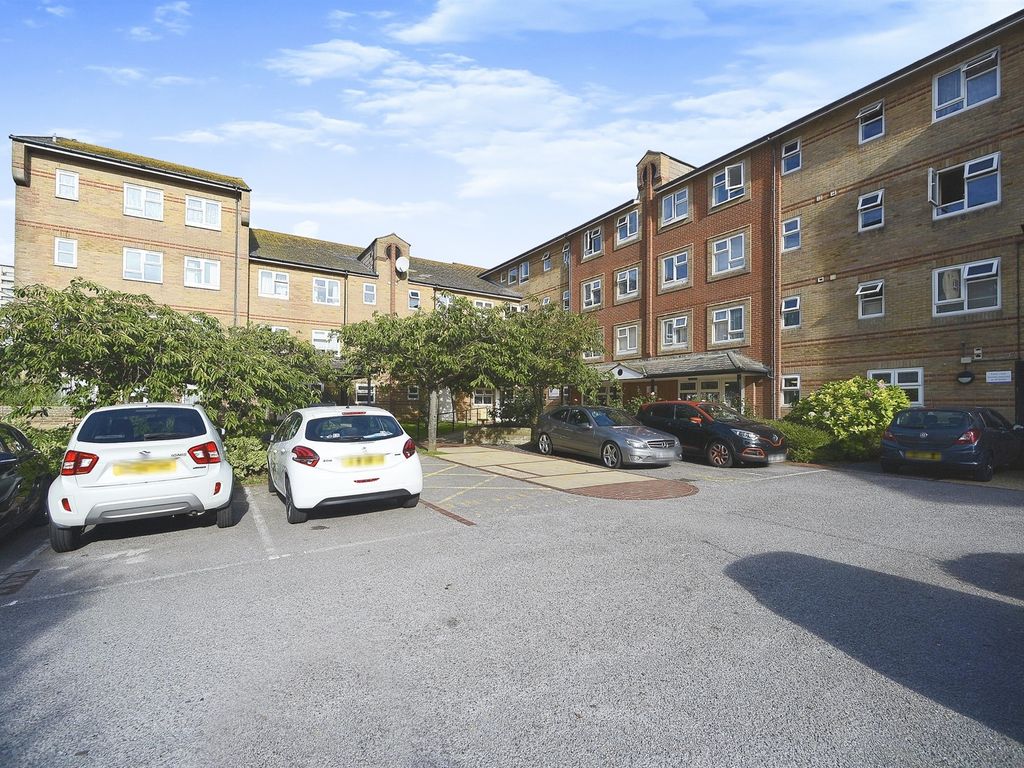 1 bed property for sale in Somerset Street, Brighton BN2, £35,000
