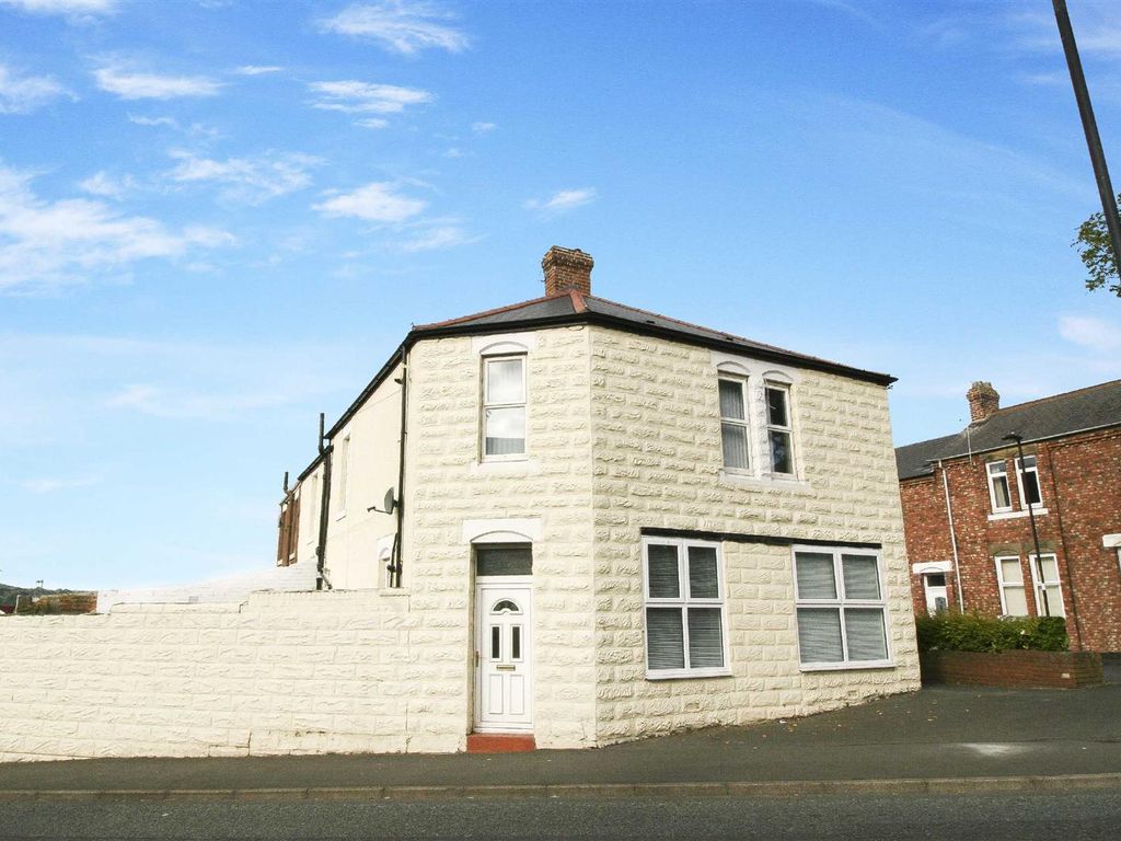 4 bed semi-detached house for sale in Newburn Road, Newburn, Newcastle Upon Tyne NE15, £185,000