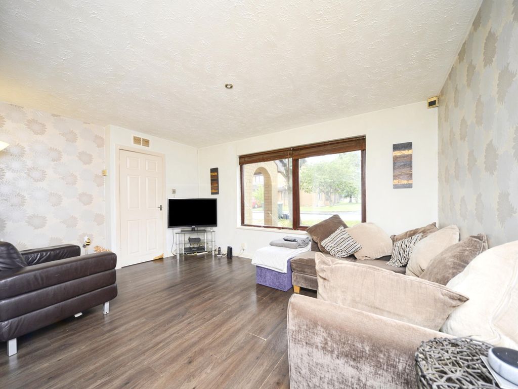 3 bed semi-detached house for sale in Candlemaker
