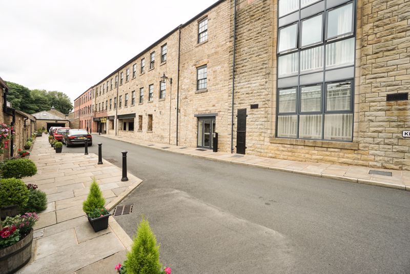 1 bed flat for sale in Kiers Court, Horwich, Bolton BL6, £110,000