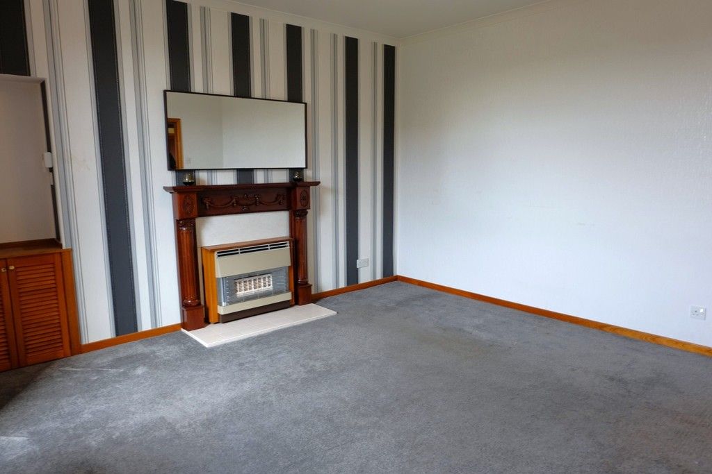 2 bed flat for sale in Kirkhill, Wick KW1, £78,000