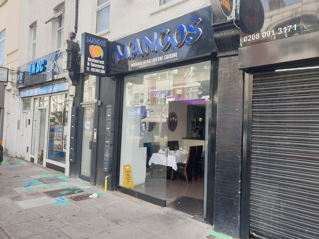 Restaurant/cafe for sale in Ballards Lane, Finchley N12, £80,000