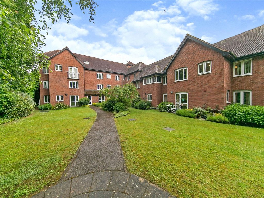 1 bed flat for sale in Cliff Lane, Ipswich IP3, £100,000