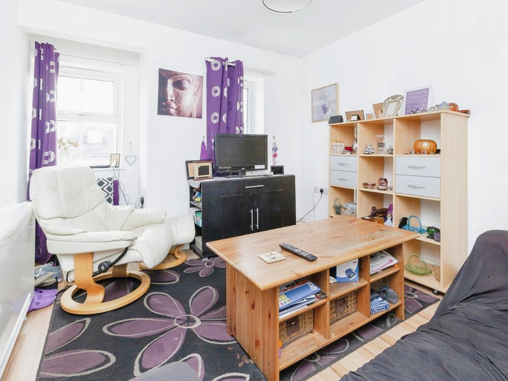 1 bed flat for sale in Uppingham Road, Leicester LE5, £85,000