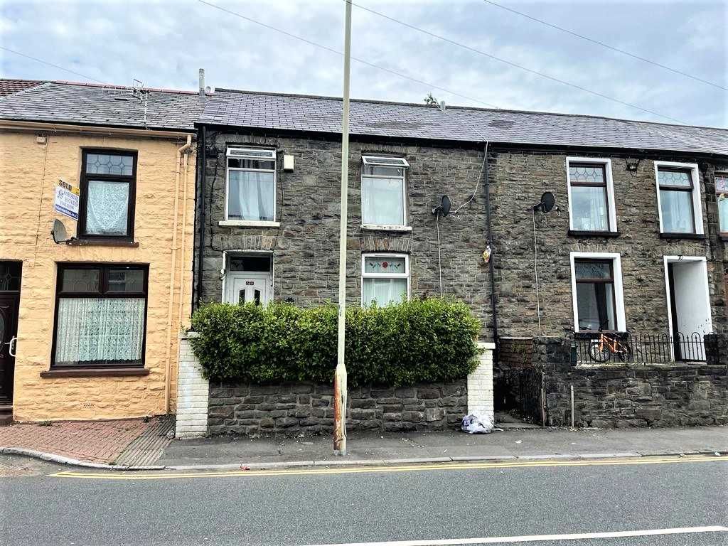 3 bed terraced house for sale in Miskin Road, Trealaw, Tonypandy CF40, £80,000