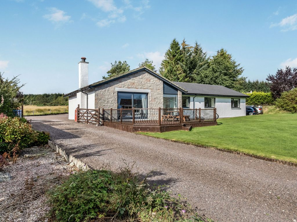 4 bed bungalow for sale in Edderton, Tain IV19, £300,000