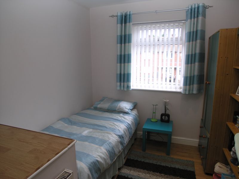 3 bed terraced house for sale in Cornfield Road, Rowley Regis B65, £210,000