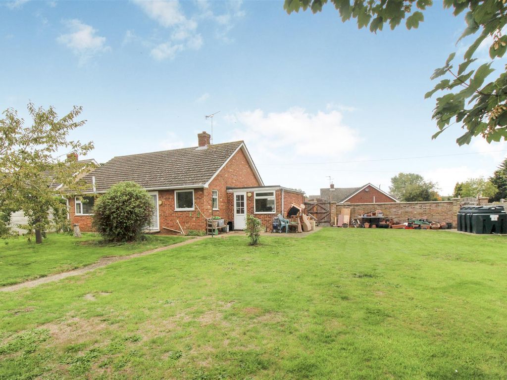 2 bed detached bungalow for sale in Hall Farm Gardens, East Winch, King's Lynn PE32, £280,000