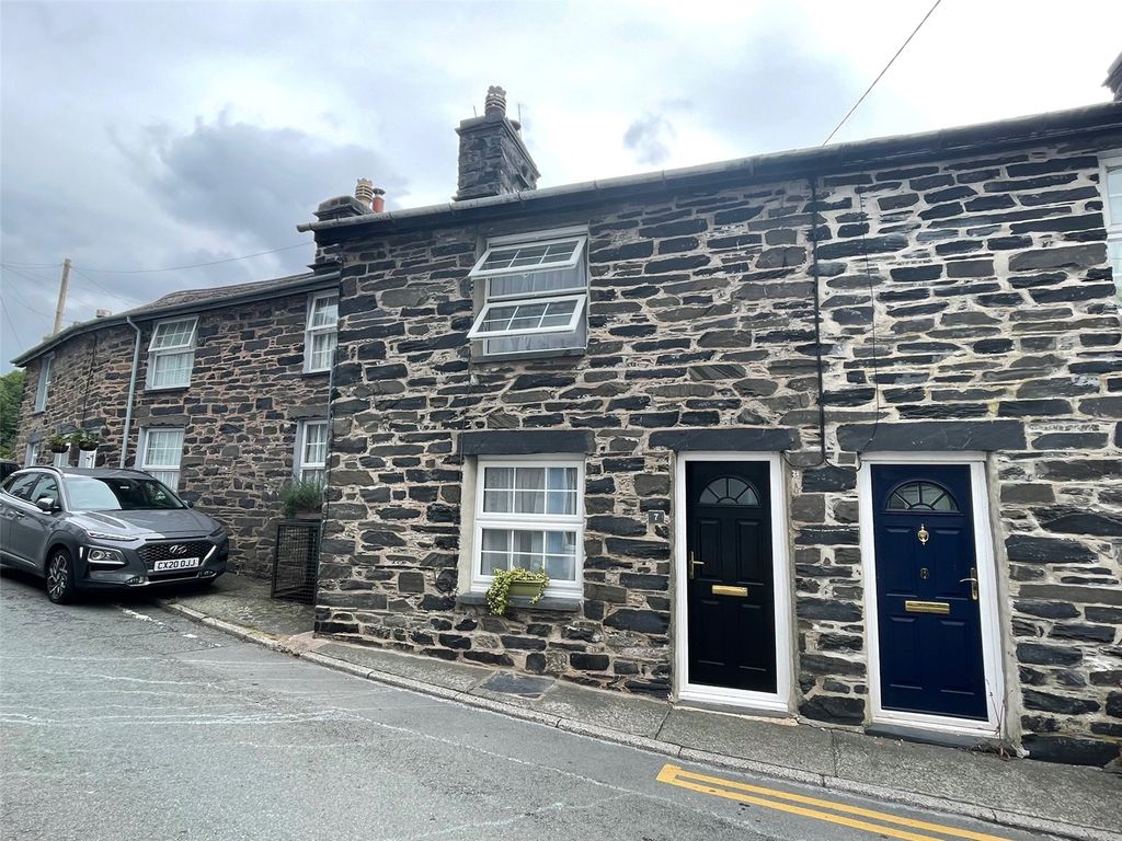 2 bed terraced house for sale in Bridge Street, Corris, Machynlleth, Gwynedd SY20, £135,000