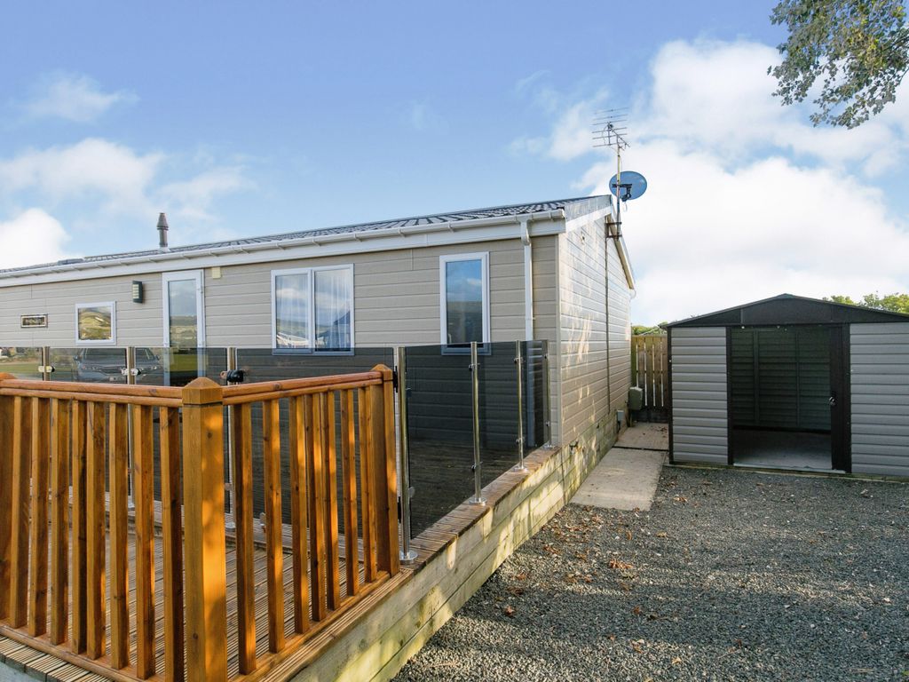 2 bed lodge for sale in Dyffryn Seaside Estate Co Ltd Swy Y Mor, Dyffryn Ardudwy LL44, £135,000