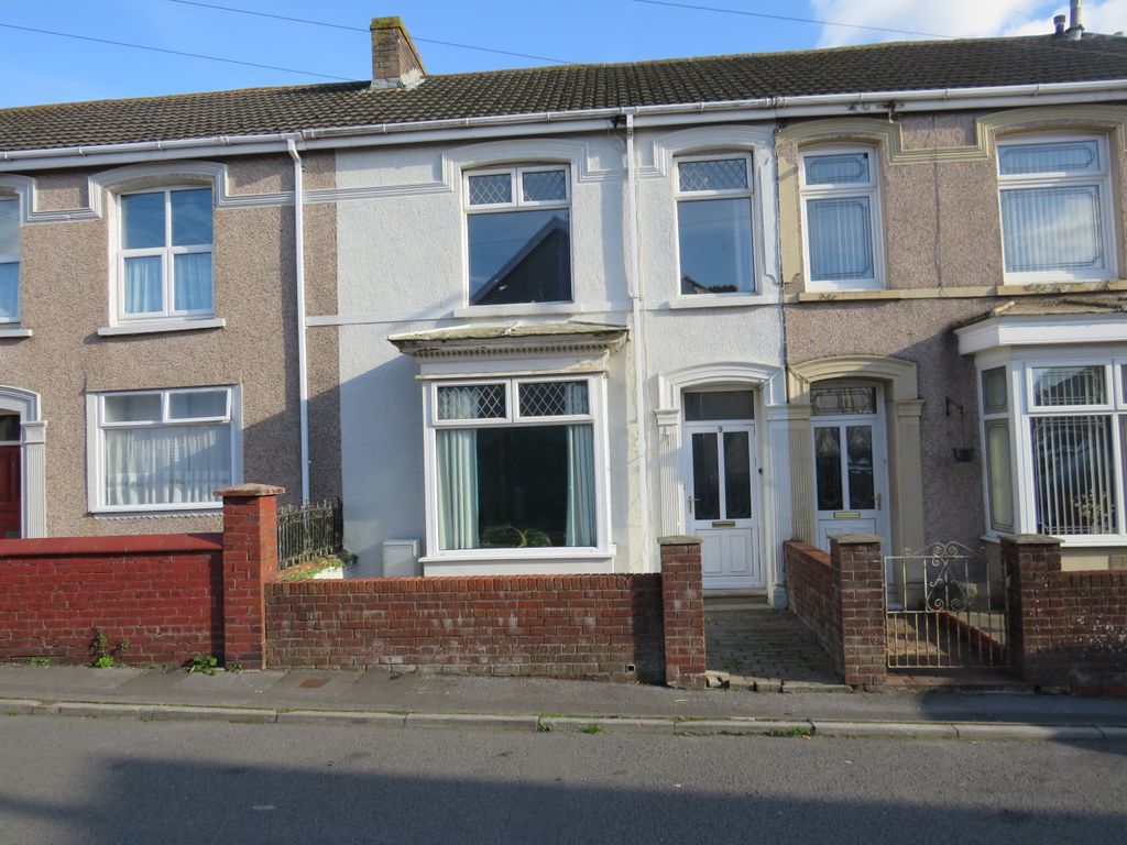 3 bed terraced house for sale in Penallt Road, Llanelli SA15, £154,995