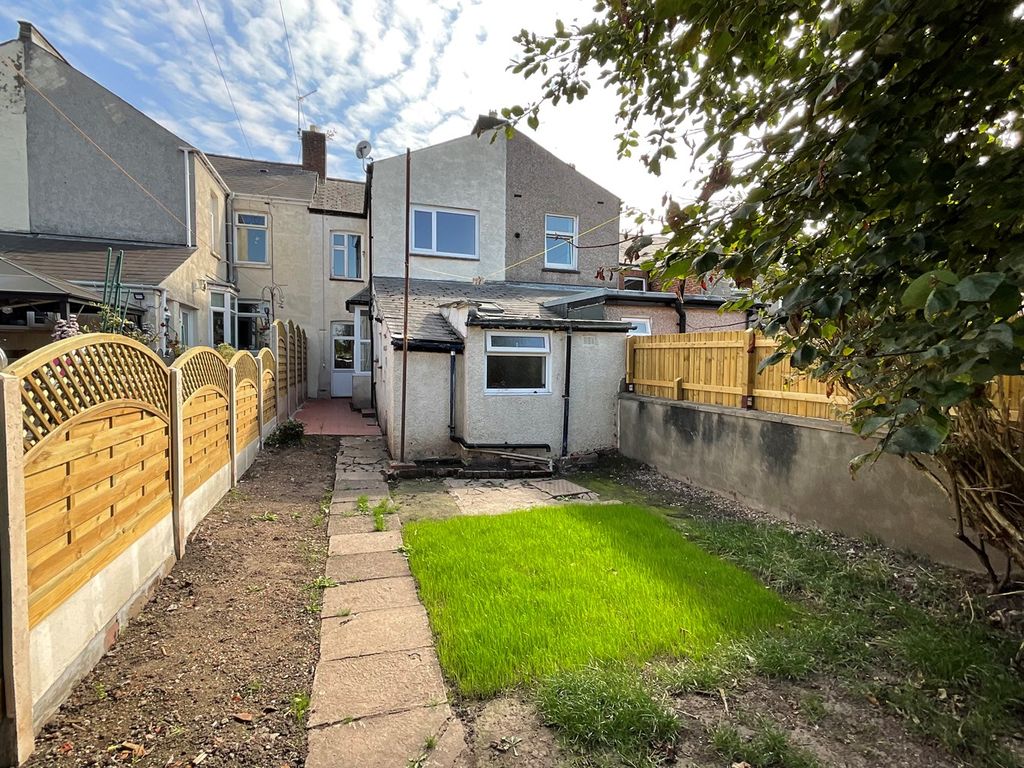 3 bed terraced house for sale in Caerleon Road, Newport NP19, £210,000
