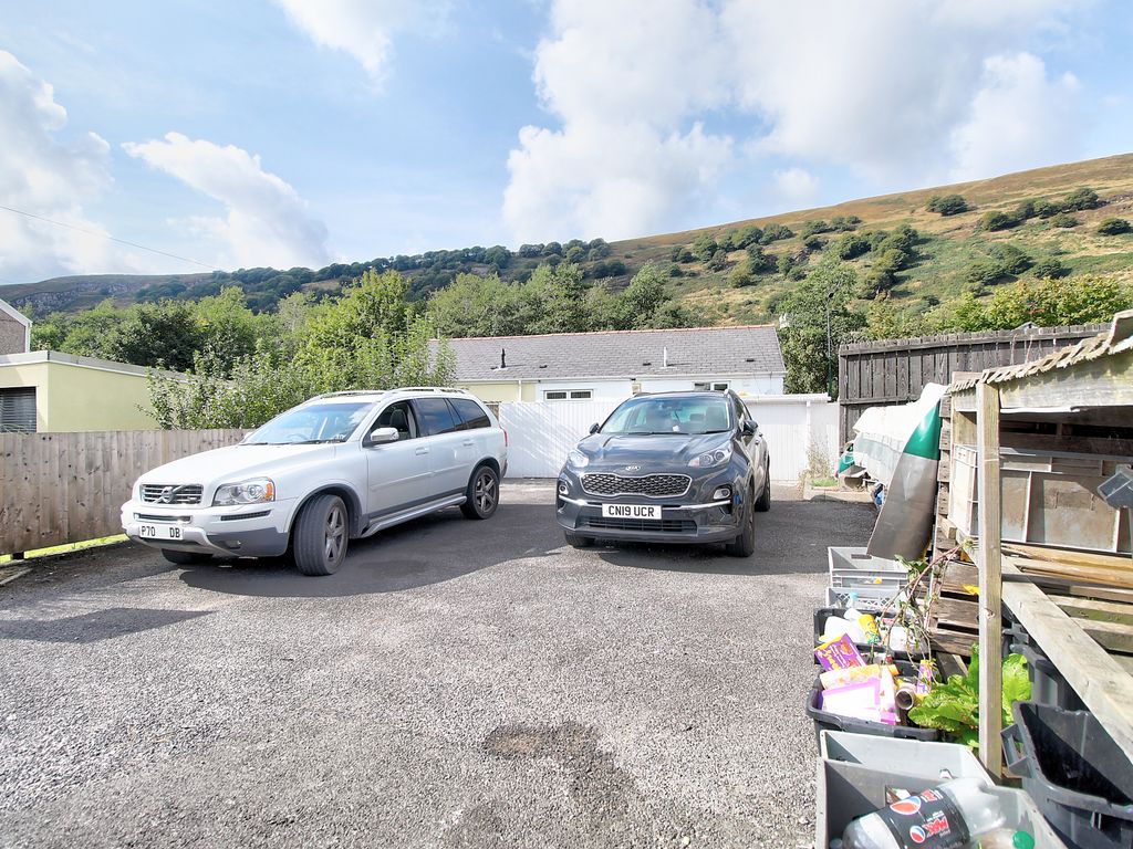 2 bed flat for sale in Abertillery Road, Blaina, Abertillery NP13, £110,000