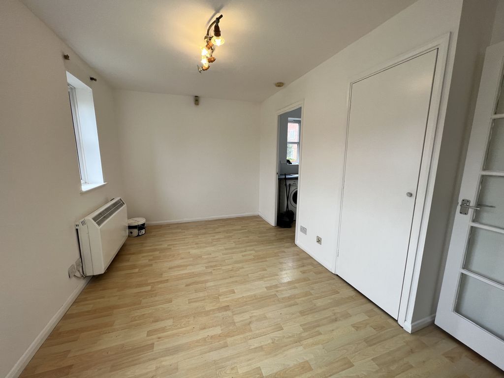 Studio for sale in John Williams Close, London SE14, £225,000