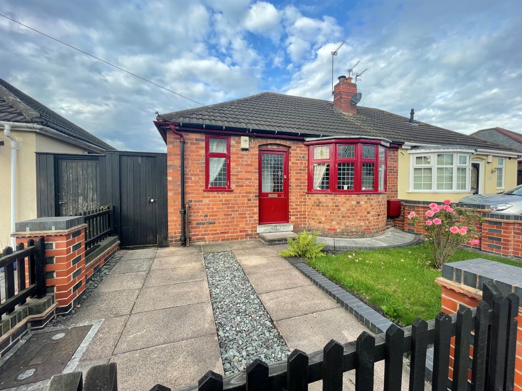 2 bed semi-detached bungalow for sale in Hannah Road, Bilston WV14, £130,000