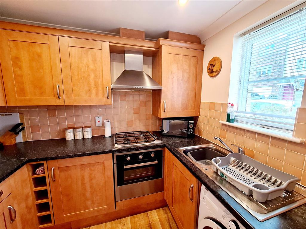 2 bed flat for sale in Riverside Mills, Launceston PL15, £129,000