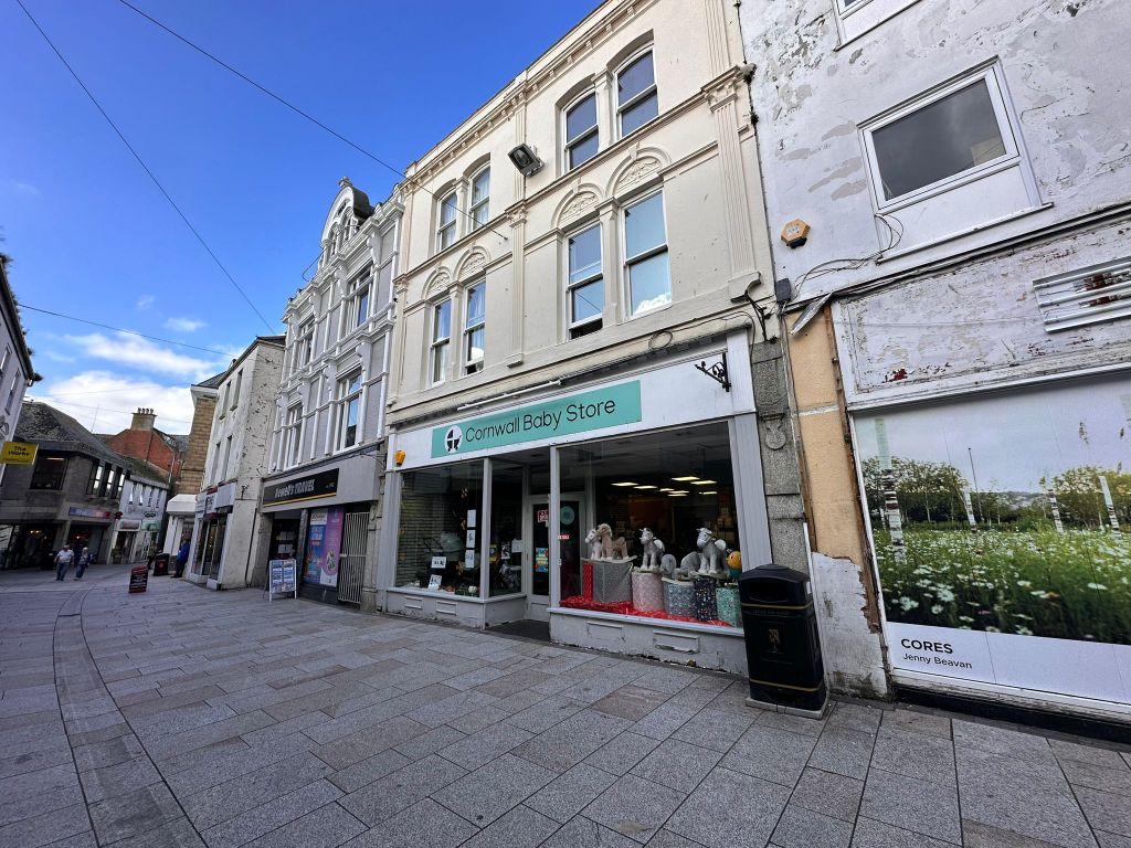 Retail premises for sale in Fore Street, St Austell PL25, £125,000