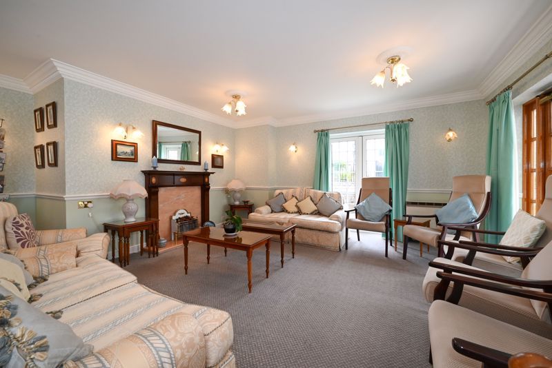 1 bed flat for sale in Suffolk Lodge, Pegasus Court (Tilehurst), Reading RG31, £135,000