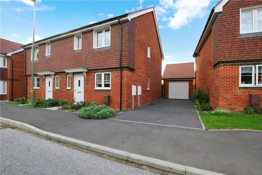 3 bed detached house for sale in Normandy Way, Havant, Hampshire PO9, £185,000