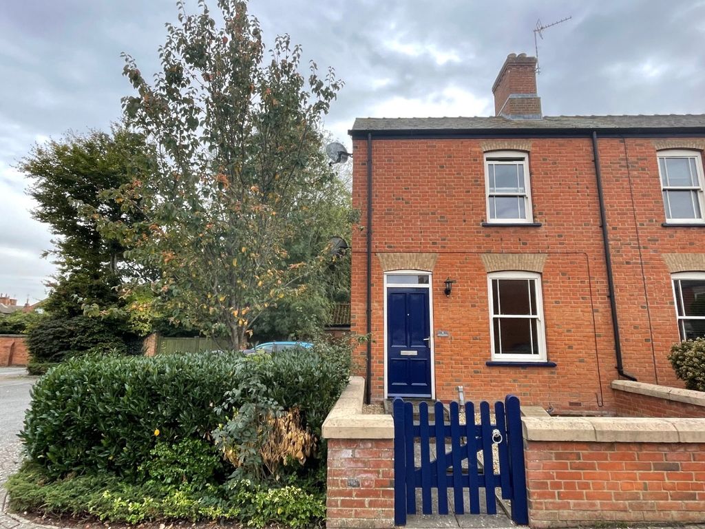 2 bed end terrace house for sale in Spence Street, Spilsby PE23, £147,000
