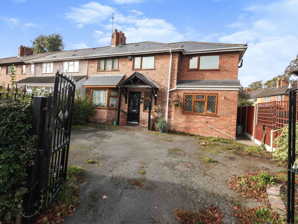4 bed end terrace house for sale in Draycott Avenue, Birmingham B23, £280,000