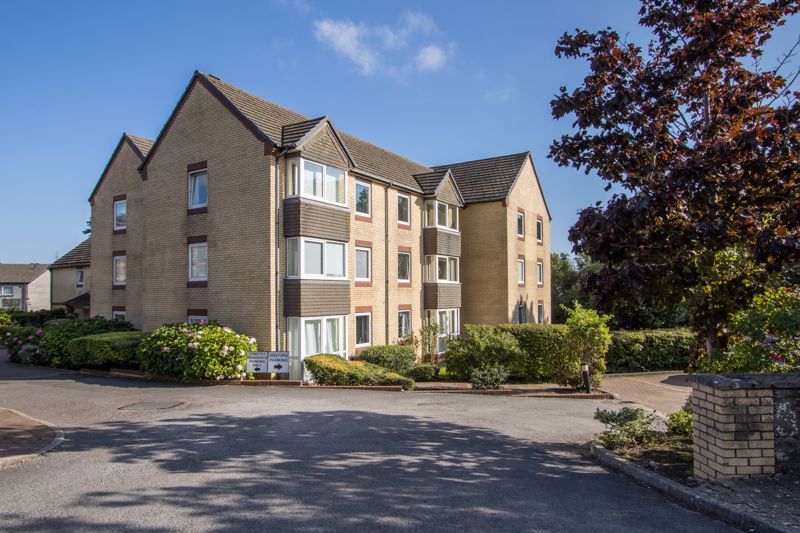 1 bed flat for sale in Homeside House, Bradford Place, Penarth CF64, £120,000