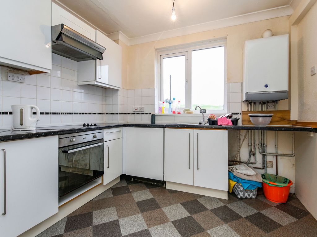 2 bed flat for sale in Thorntree Gill, Peterlee SR8, £70,000