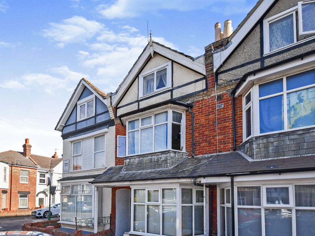 5 bed terraced house for sale in Salisbury Road, Boscombe, Bournemouth BH1, £330,000