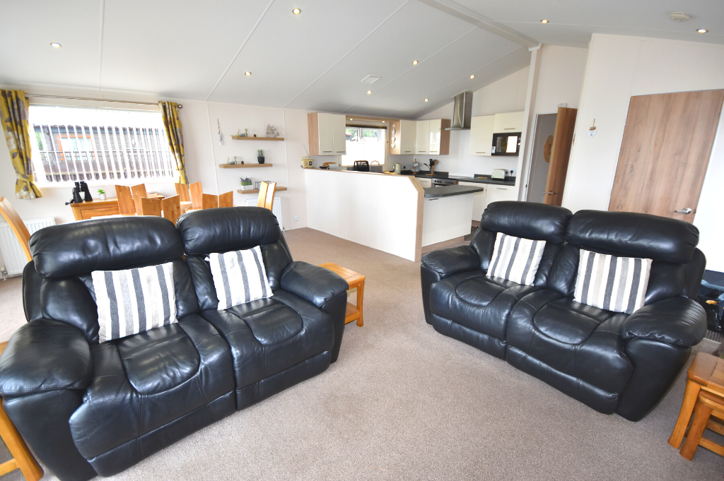 2 bed lodge for sale in Azure Seas, Corton NR32, £265,000