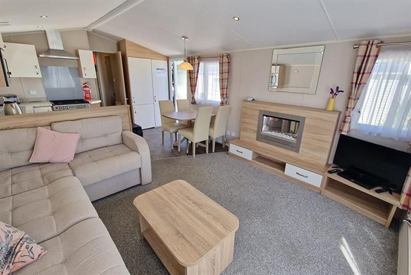 2 bed mobile/park home for sale in Main Road, Ventnor PO38, £44,995