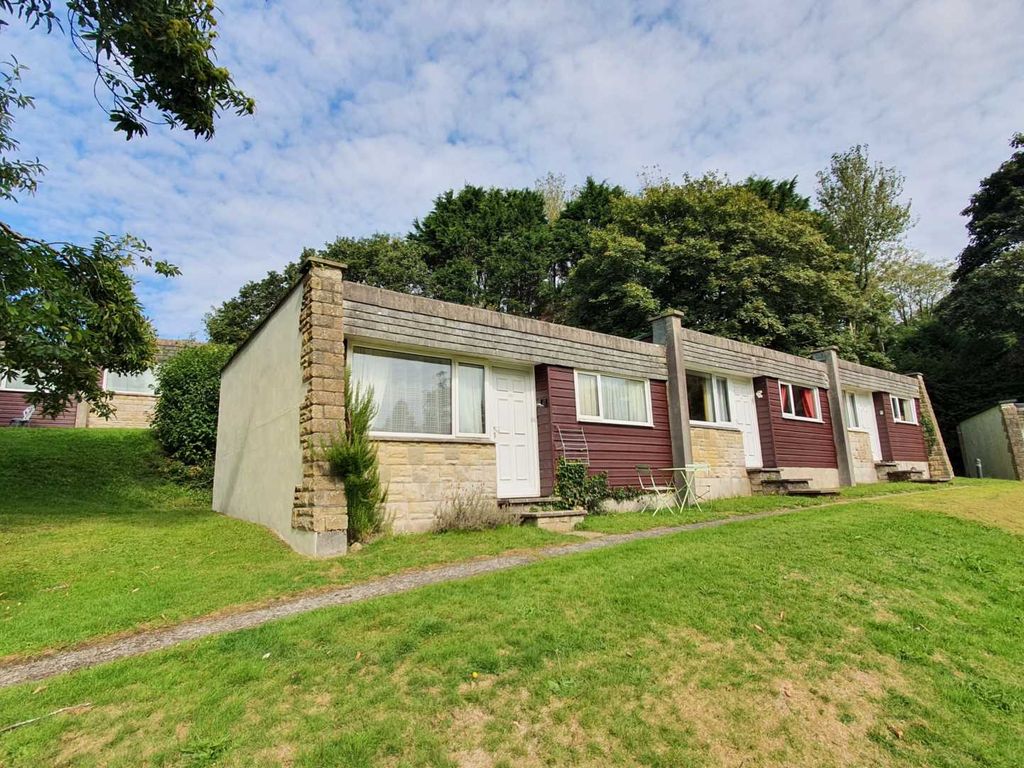 2 bed bungalow for sale in Lanteglos, Camelford PL32, £33,000