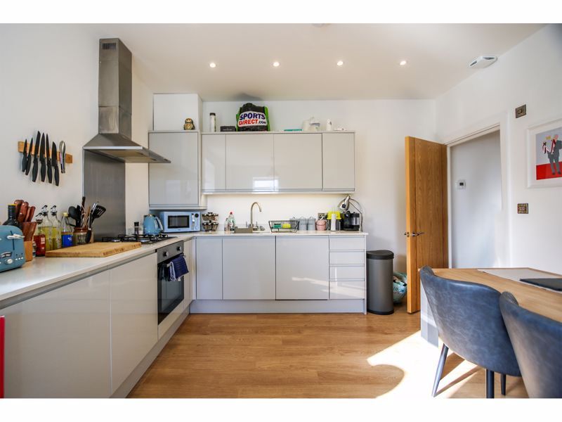 1 bed flat for sale in Old Church Road, Clevedon BS21, £189,950