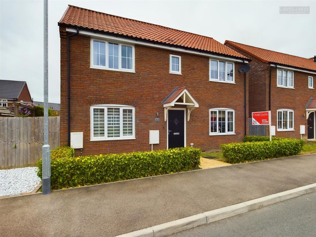 3 bed detached house for sale in Willow Court, Cowbit, Spalding PE12, £255,000