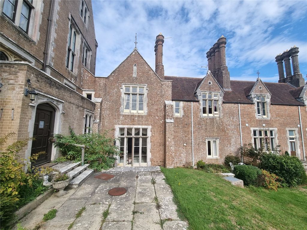 2 bed parking/garage for sale in The Courtyard, Cliff House, Tinkleton DT2, £210,000