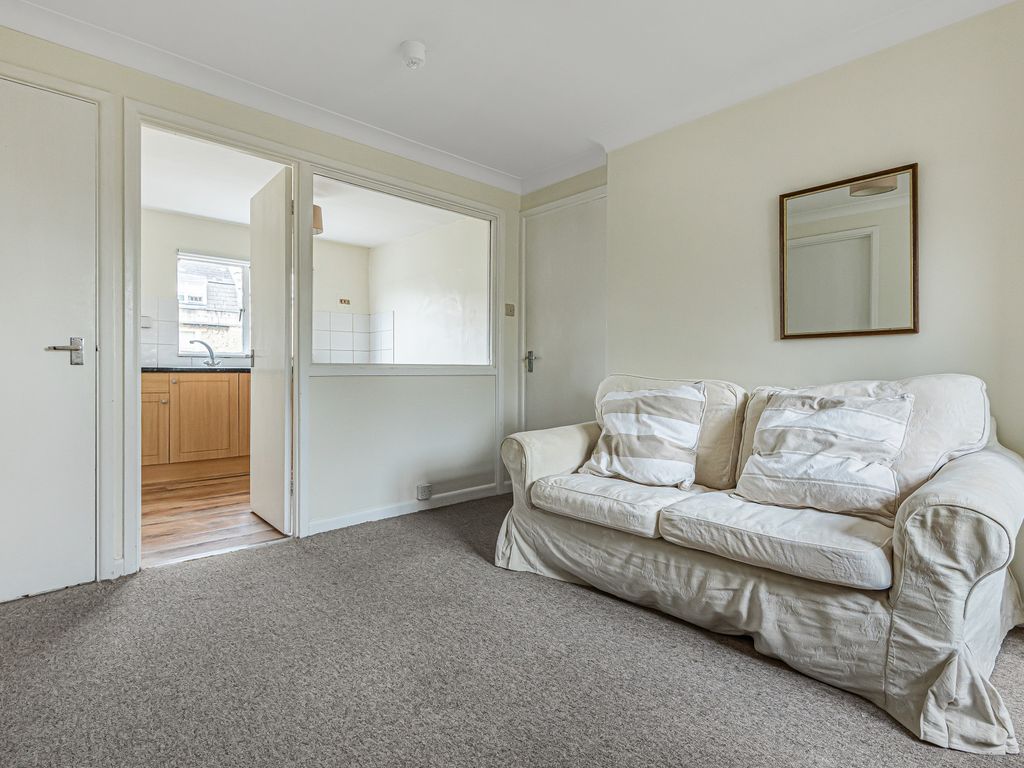 1 bed flat for sale in Margarets Buildings, Bath, Somerset BA1, £220,000