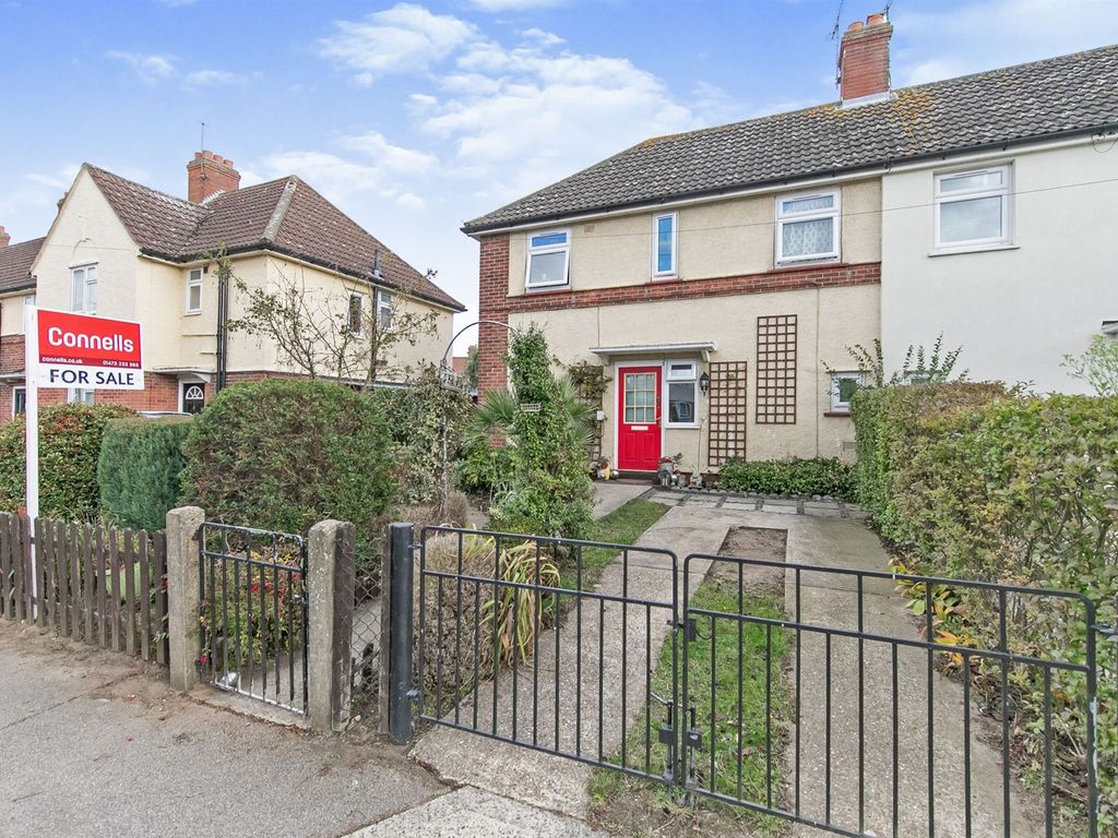 3 bed semi-detached house for sale in Turner Road, Ipswich IP3, £225,000