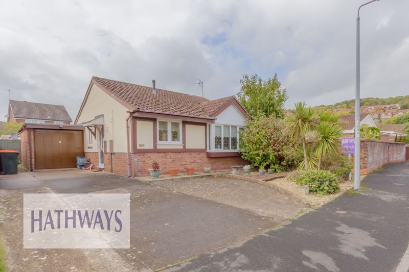 2 bed detached bungalow for sale in Peartree Close, Caerleon, Newport NP18, £290,000