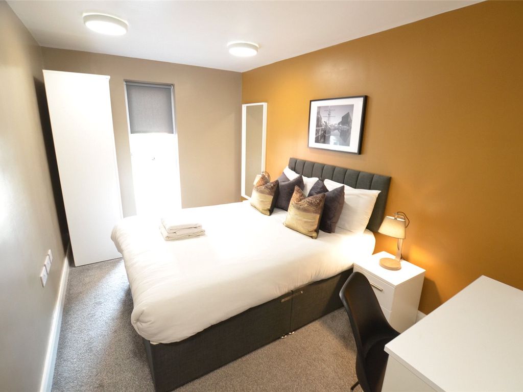 3 bed flat for sale in Fox Street, Liverpool, Merseyside L3, £125,000