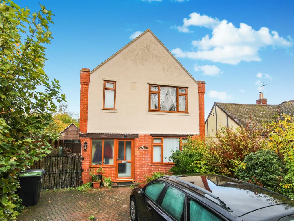 3 bed detached house for sale in Wymington Road, Rushden NN10, £325,000