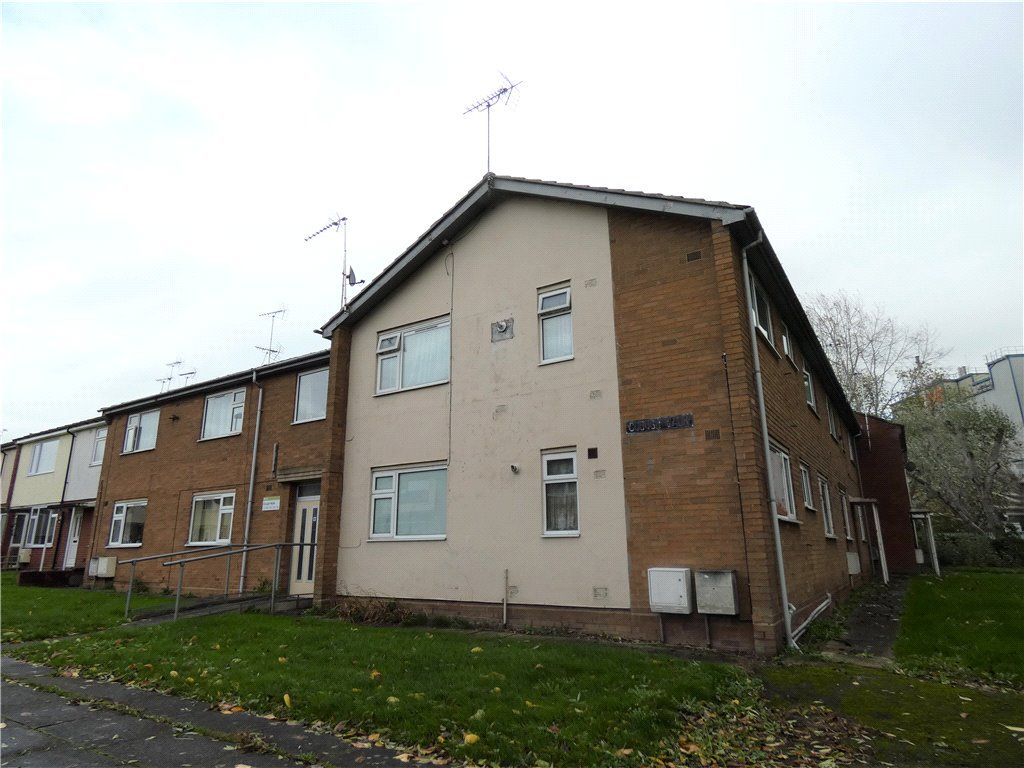2 bed flat for sale in Clough Walk, Crewe, Cheshire CW2, £60,000