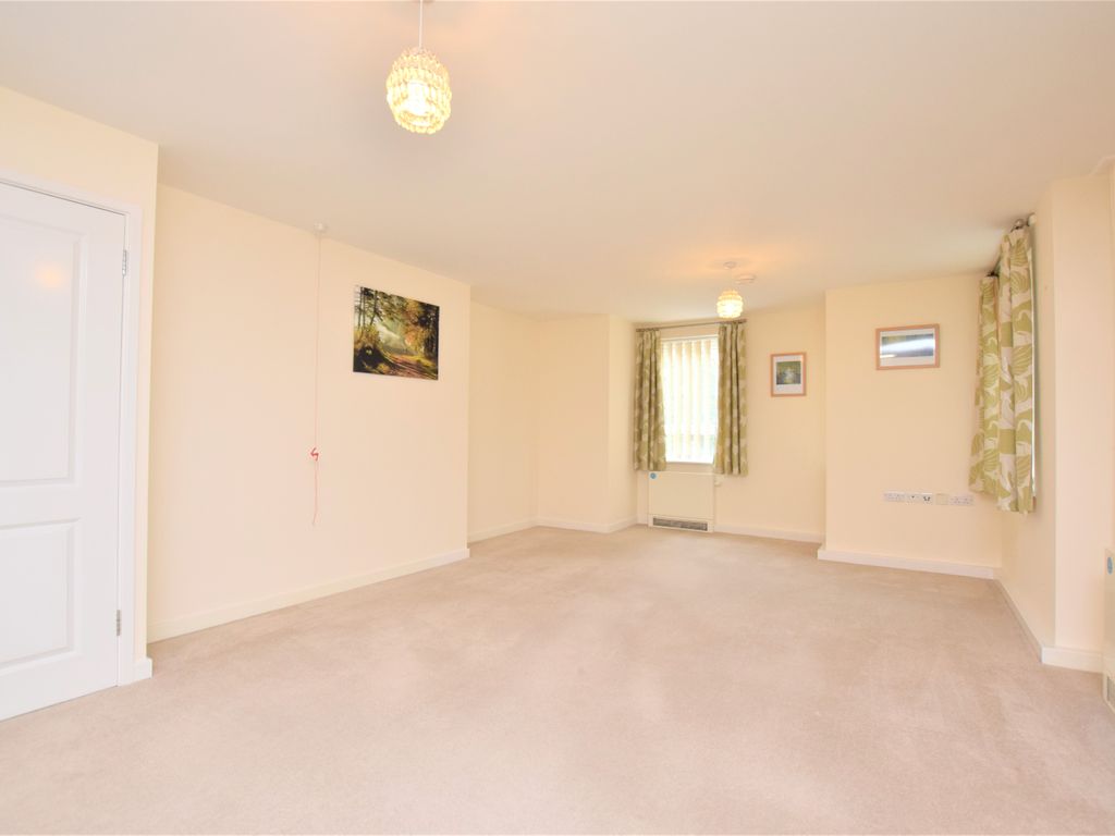1 bed property for sale in Brookside, Huntingdon PE29, £130,000
