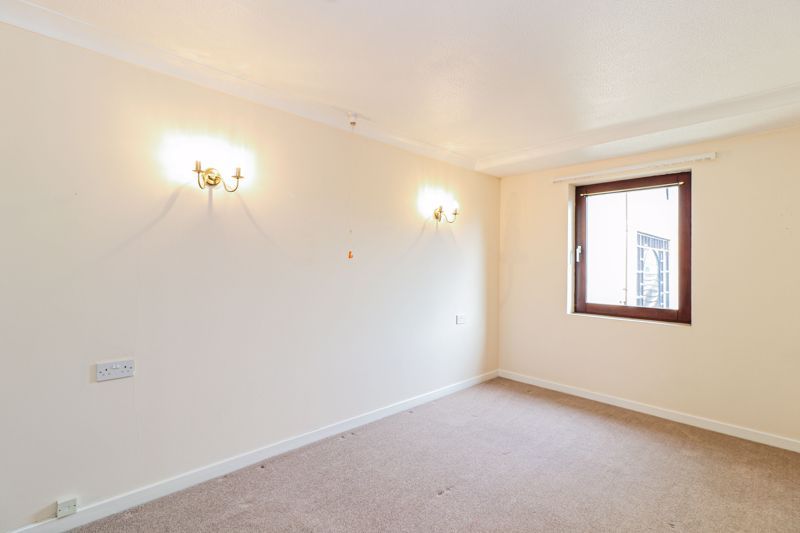 1 bed flat for sale in Albion Court (Chelmsford), Chelmsford CM2, £140,000
