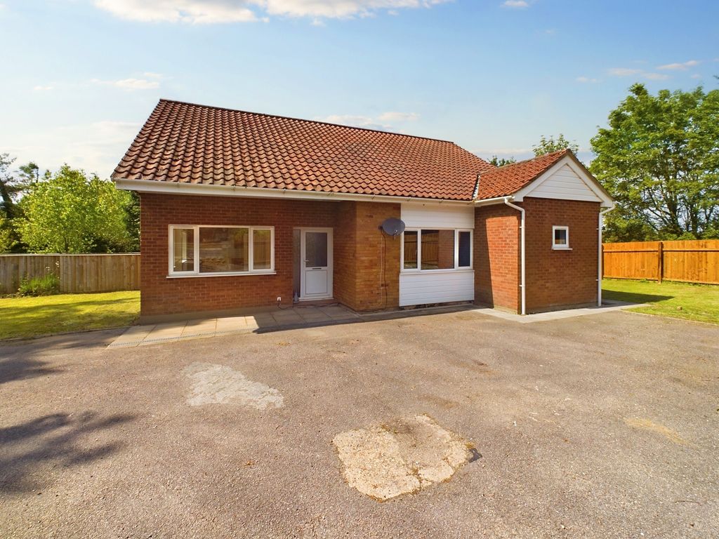 3 bed detached bungalow for sale in Cranwich Road, Mundford, Thetford, Norfolk IP26, £300,000