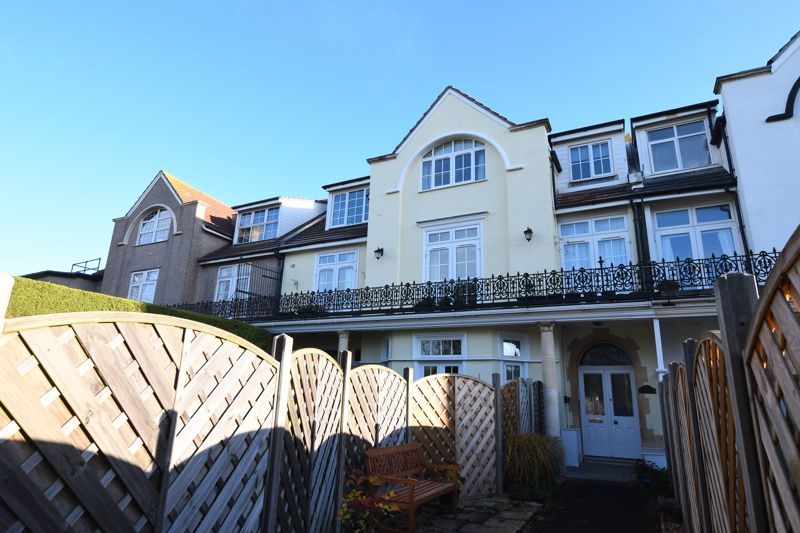 2 bed flat for sale in Uphill Road North, Weston-Super-Mare BS23, £250,000