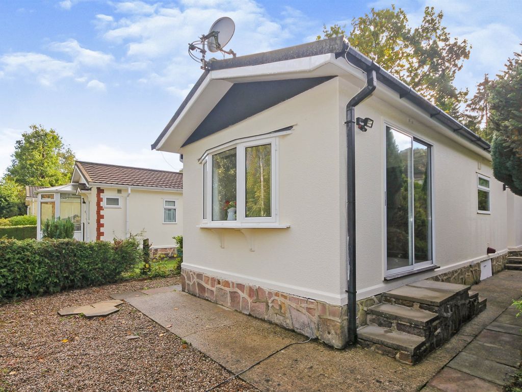2 bed mobile/park home for sale in Cupola Park, Whatstandwell, Matlock DE4, £90,000