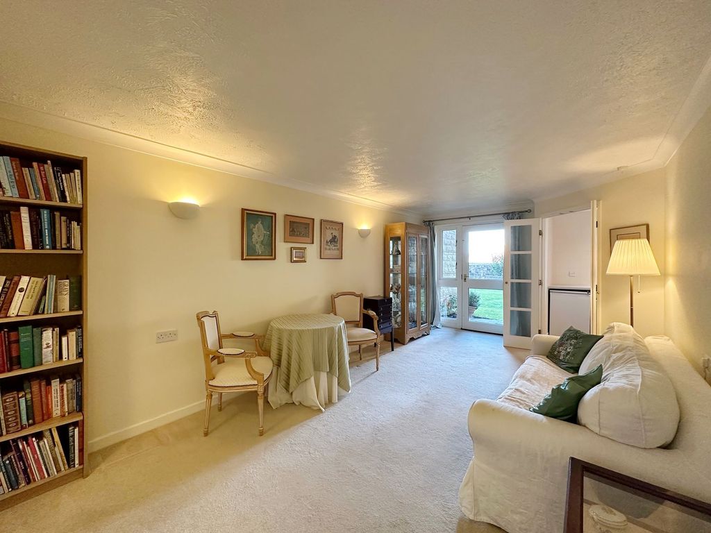 1 bed flat for sale in Cold Bath Road, The Adelphi Cold Bath Road HG2, £125,000